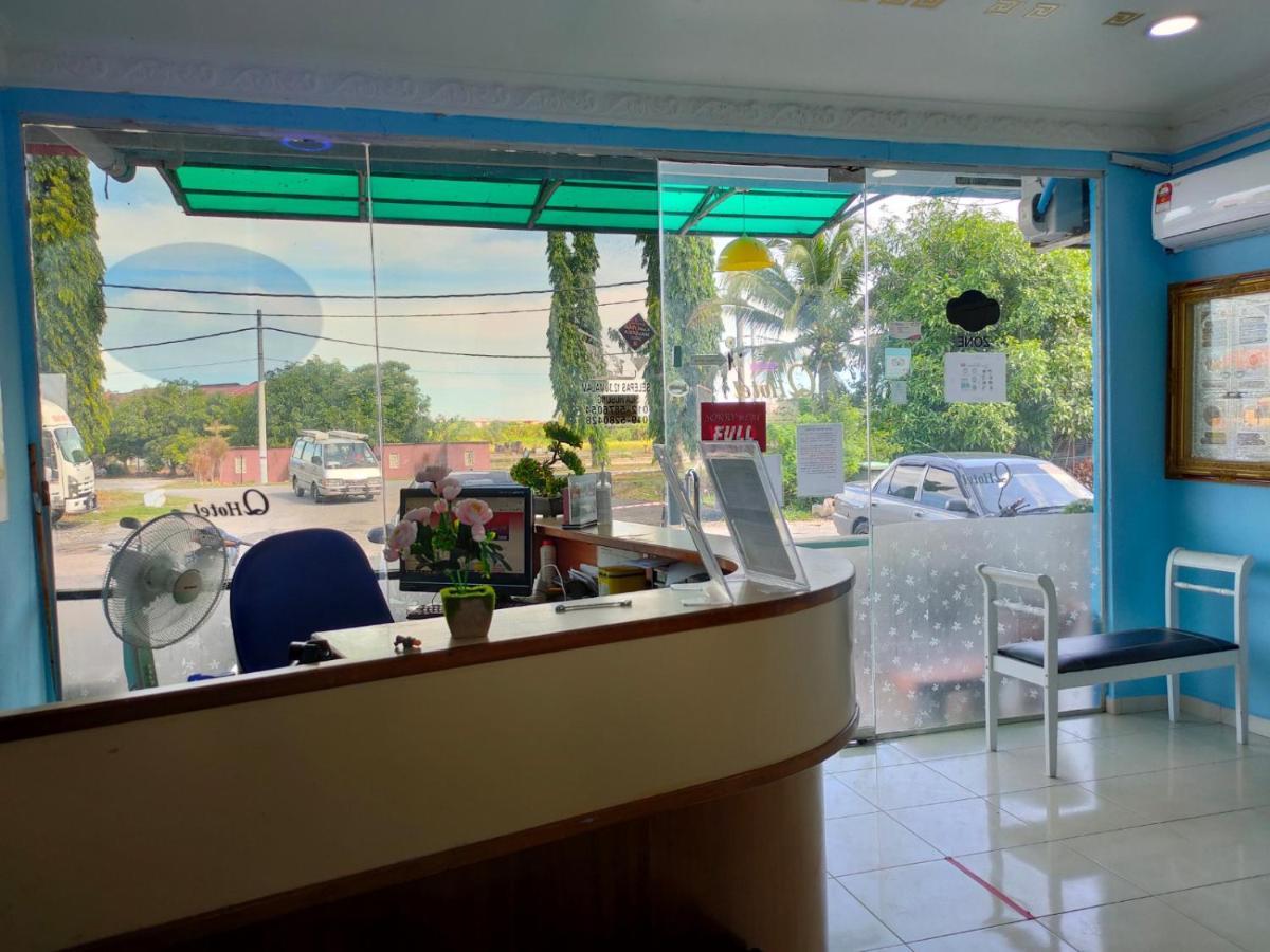 Q hotel Kuala Perlis Bagian luar foto