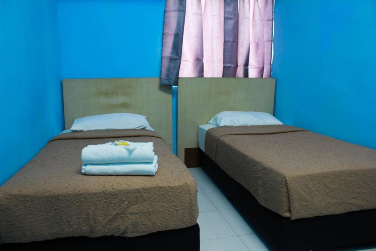 Q hotel Kuala Perlis Bagian luar foto