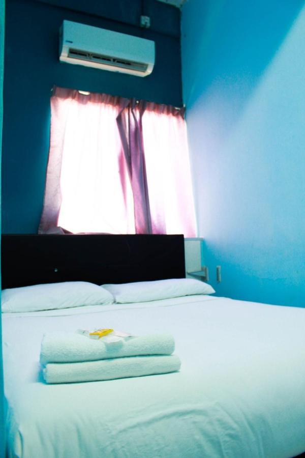 Q hotel Kuala Perlis Bagian luar foto